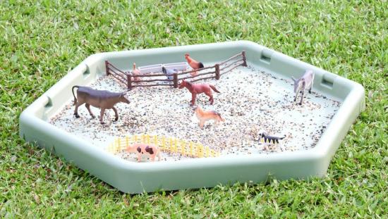 Spieltisch - hexagonal - salbeifarbig 5er Set